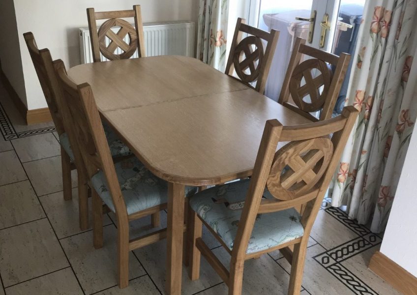 Commissioned Oak table and chairs for a lady in Salcombe. 